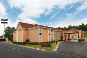 Отель Econo Lodge Inn & Suites  Доусонвилл